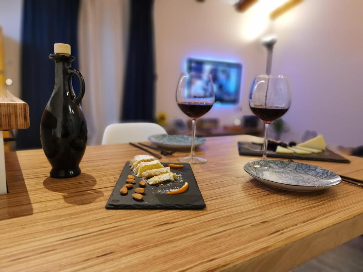 Novouredeni Apartman Marko Mundanije Zewnętrze zdjęcie