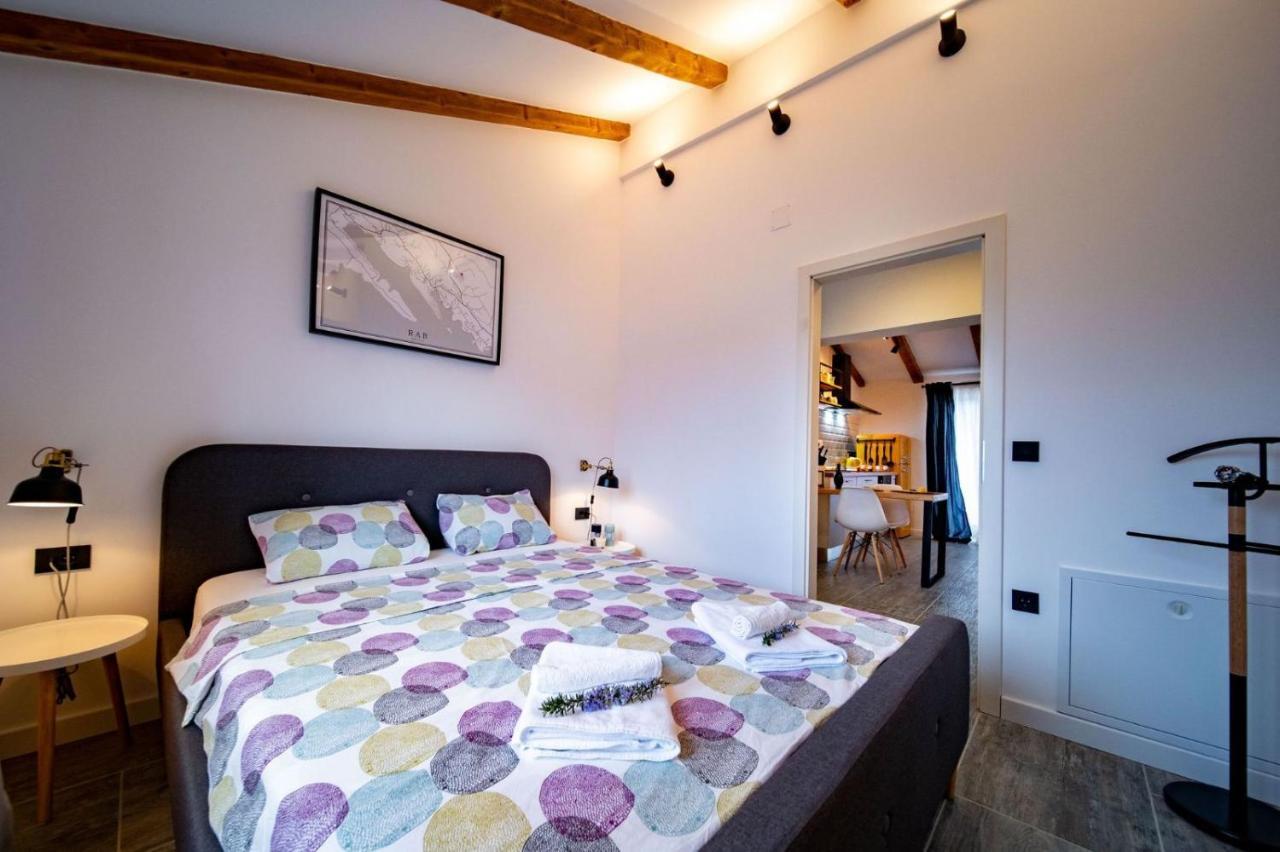Novouredeni Apartman Marko Mundanije Zewnętrze zdjęcie