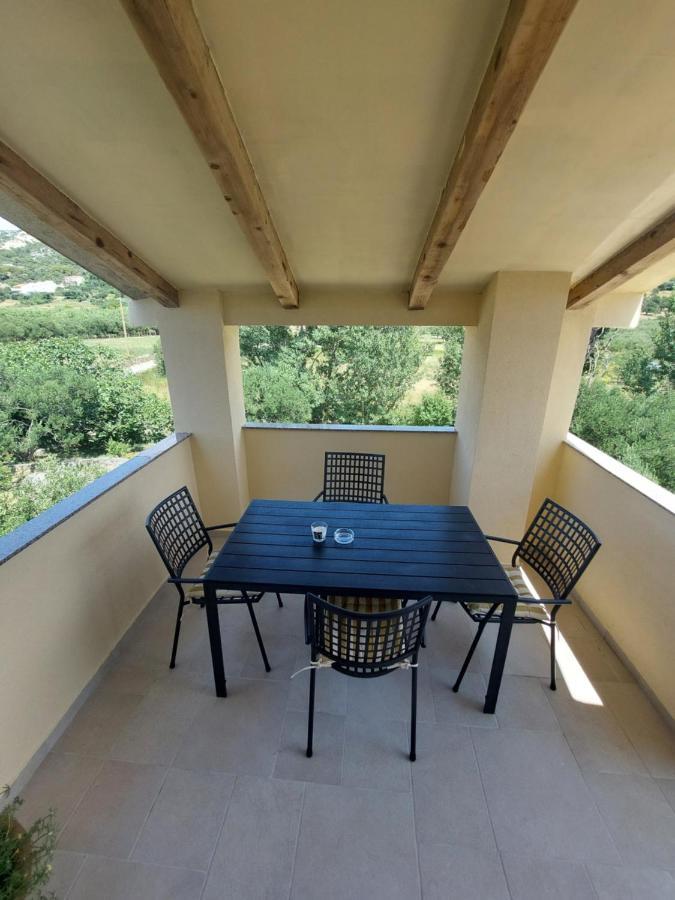 Novouredeni Apartman Marko Mundanije Zewnętrze zdjęcie